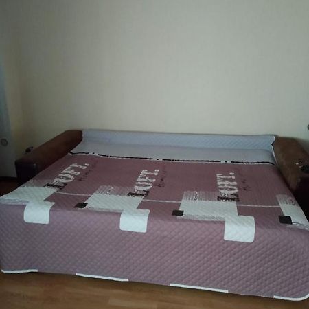 Квартира В Районі Автовокзалу Поряд Обллікарня Rivne Extérieur photo